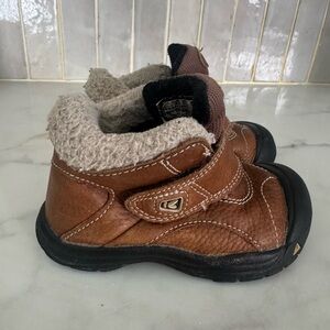 Keen leather kootney toddler 7 Kids Shoes- great for snow!